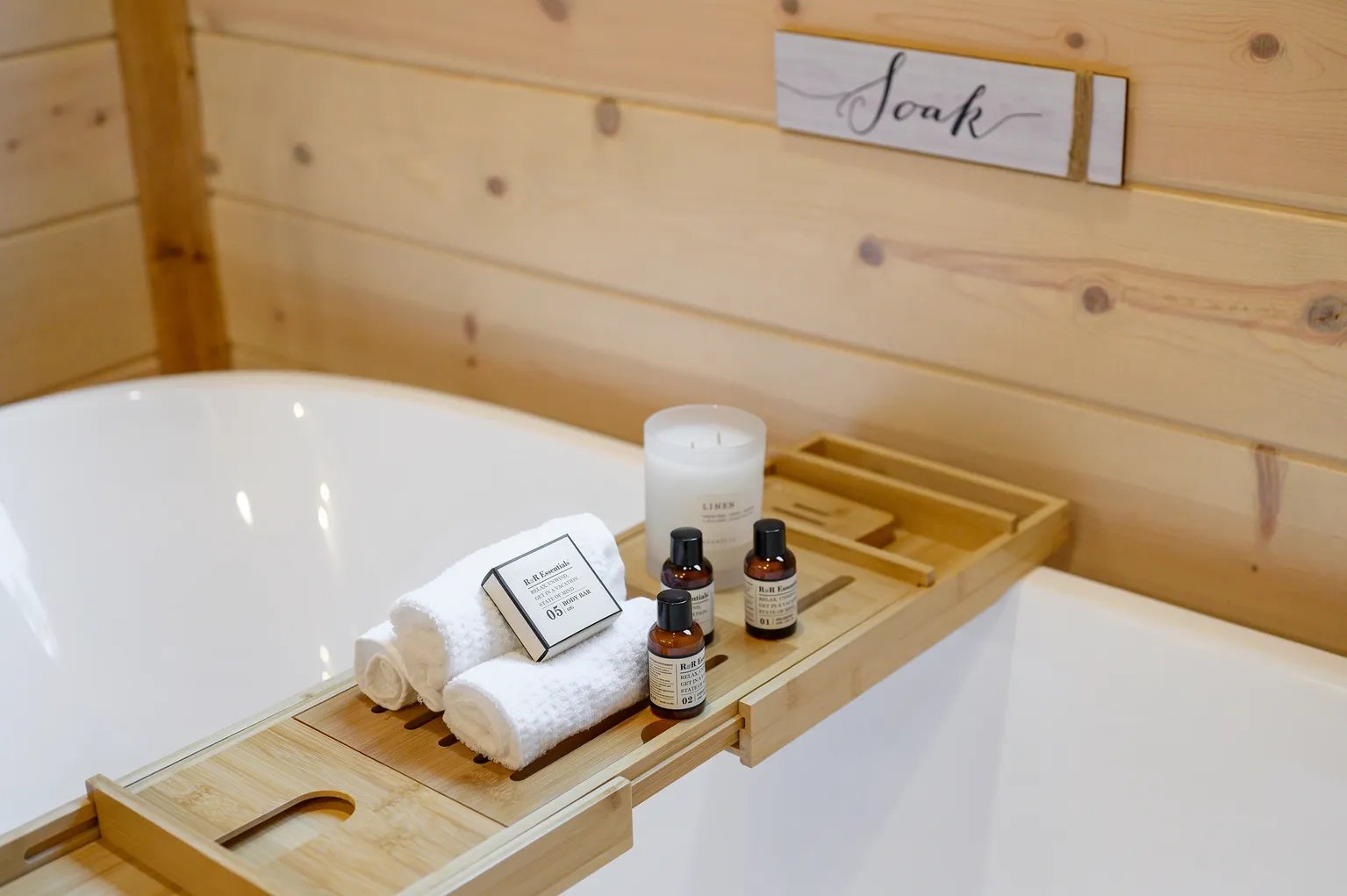 Soak sign above bathtub