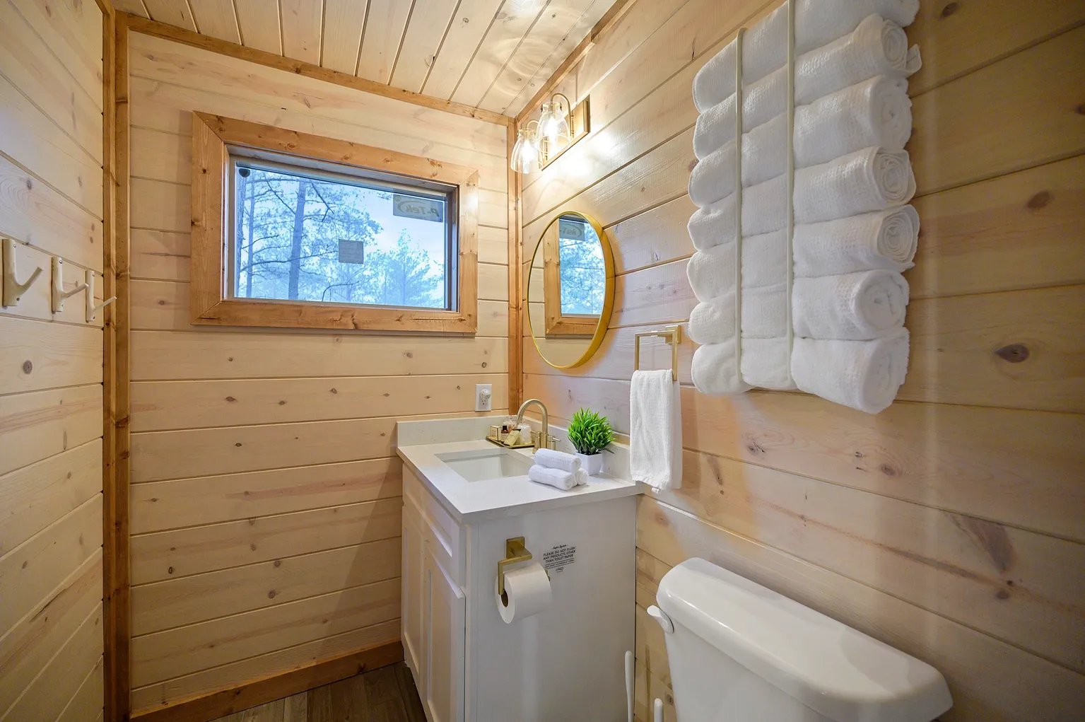 Guest bathroom with towels
