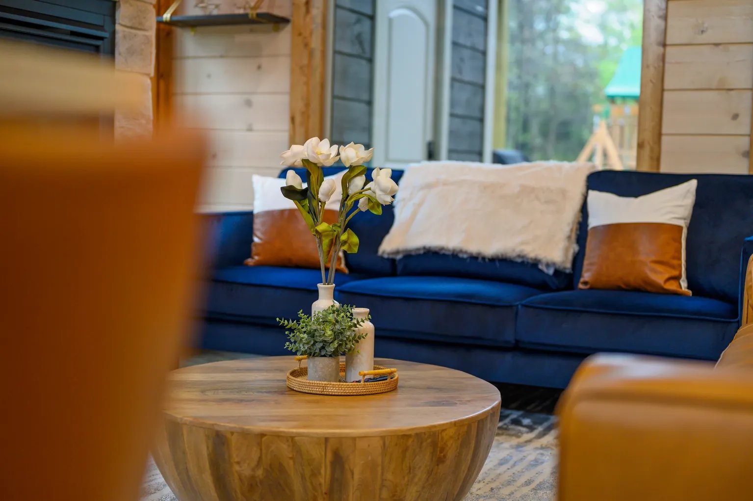 Coffee table detail in living room